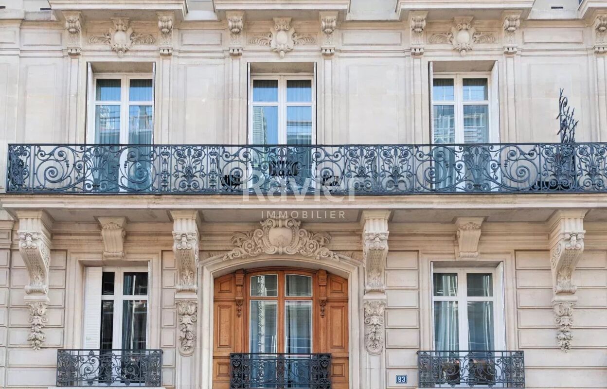 appartement 6 pièces 236 m2 à vendre à Paris 17 (75017)