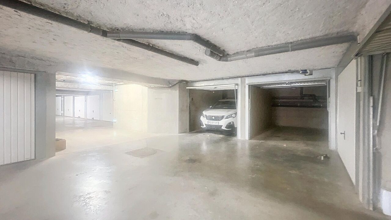 garage  pièces 15 m2 à vendre à Montpellier (34000)