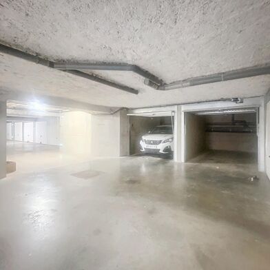 Parking 15 m²