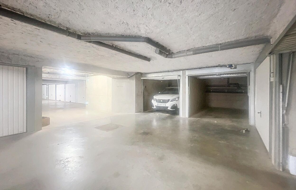 garage  pièces 15 m2 à vendre à Montpellier (34000)