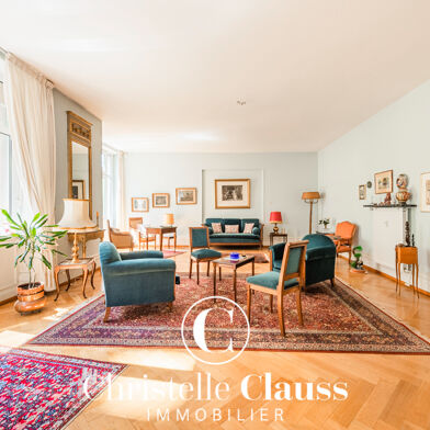 Appartement 7 pièces 209 m²