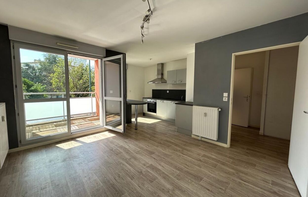 appartement 2 pièces 43 m2 à louer à Reims (51100)