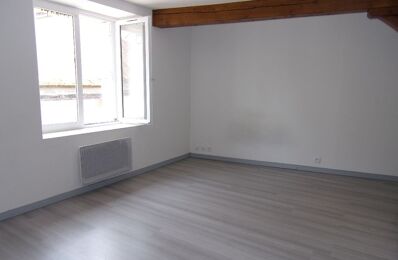 location appartement 300 € CC /mois à proximité de Amilly (45200)