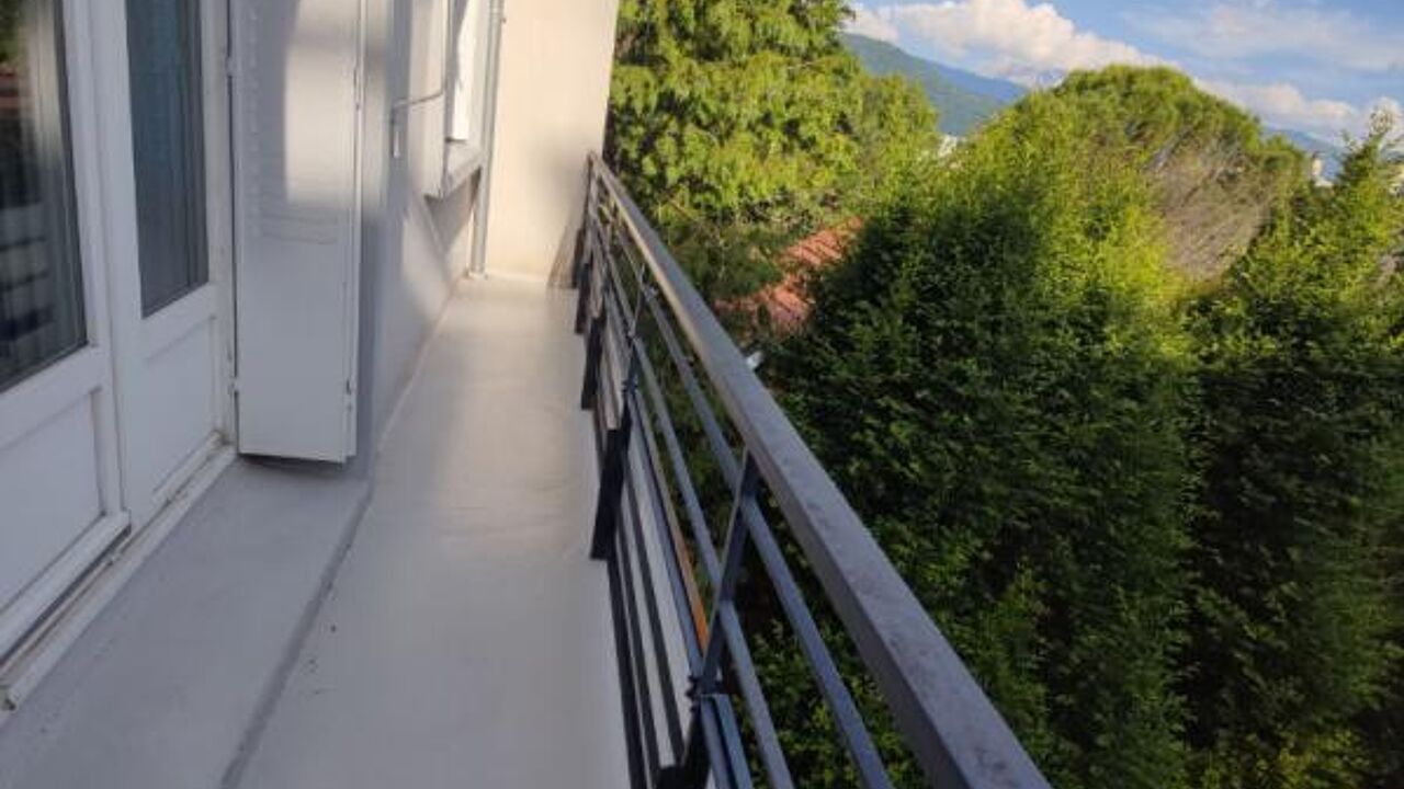 appartement 3 pièces 69 m2 à vendre à Grenoble (38100)