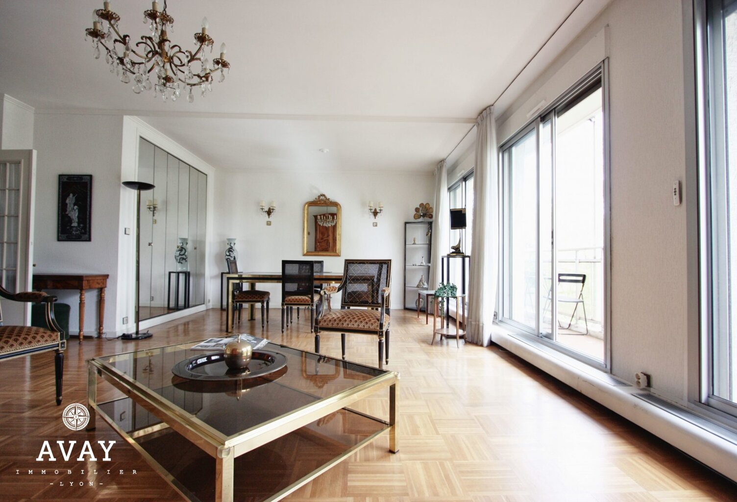 Vaste T3 104m2 grand balcon filant — photo 1