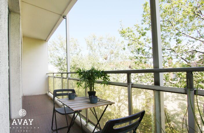 Vaste T3 104m2 grand balcon filant — photo 4