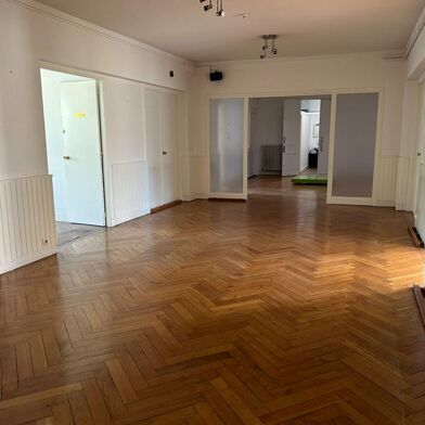 Appartement 8 pièces 305 m²