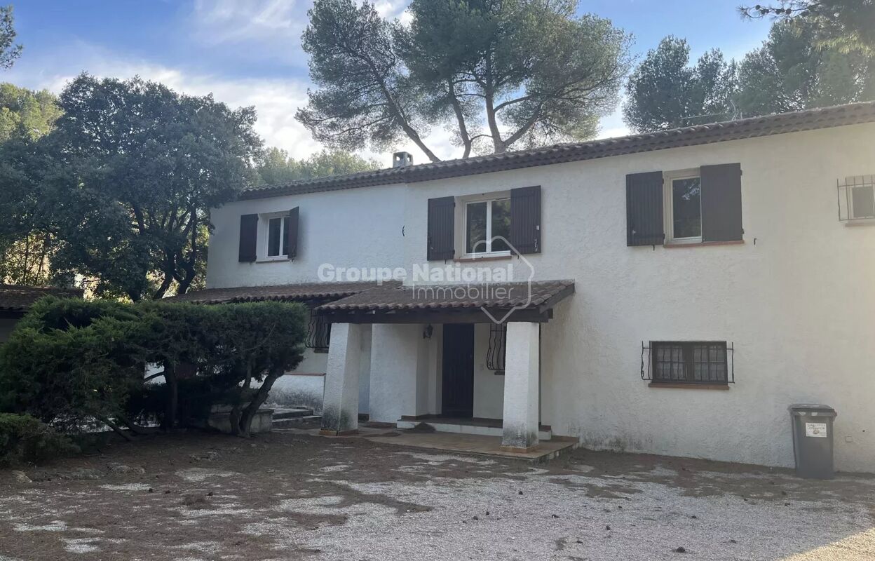 maison 10 pièces 254 m2 à vendre à Salon-de-Provence (13300)