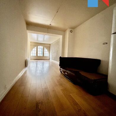 Immeuble  213000 €