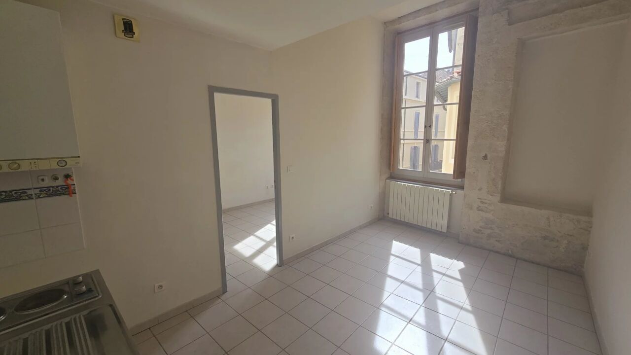 appartement 2 pièces 28 m2 à louer à Nîmes (30000)