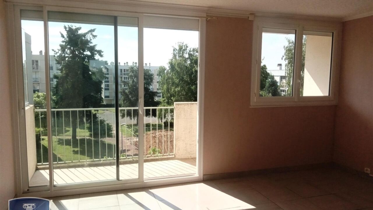 appartement 3 pièces 56 m2 à louer à Cholet (49300)