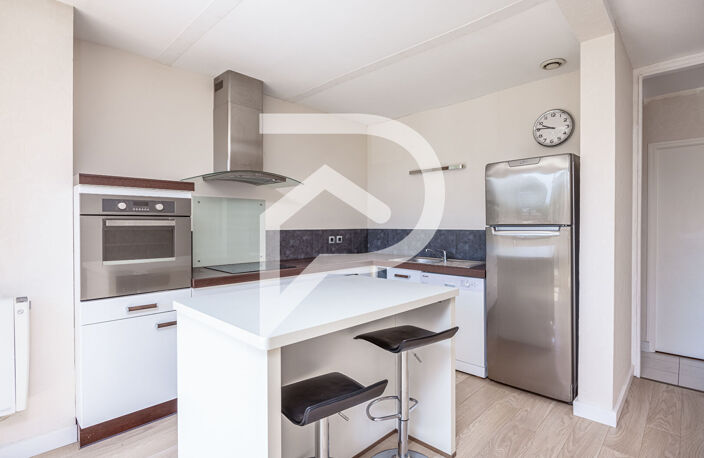 Appartement Cesson Sevigne 3 pièce(s) 72.40 m2 — photo 3