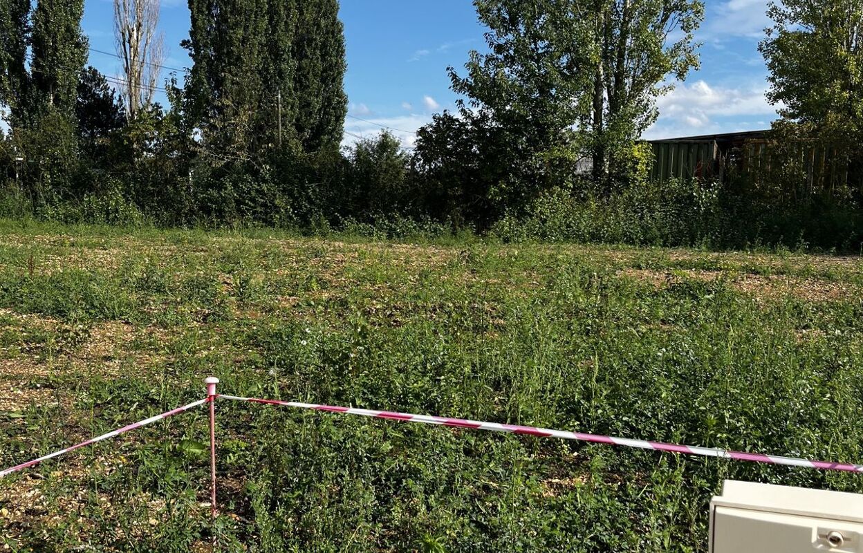 terrain  pièces 475 m2 à vendre à Mézières-en-Drouais (28500)