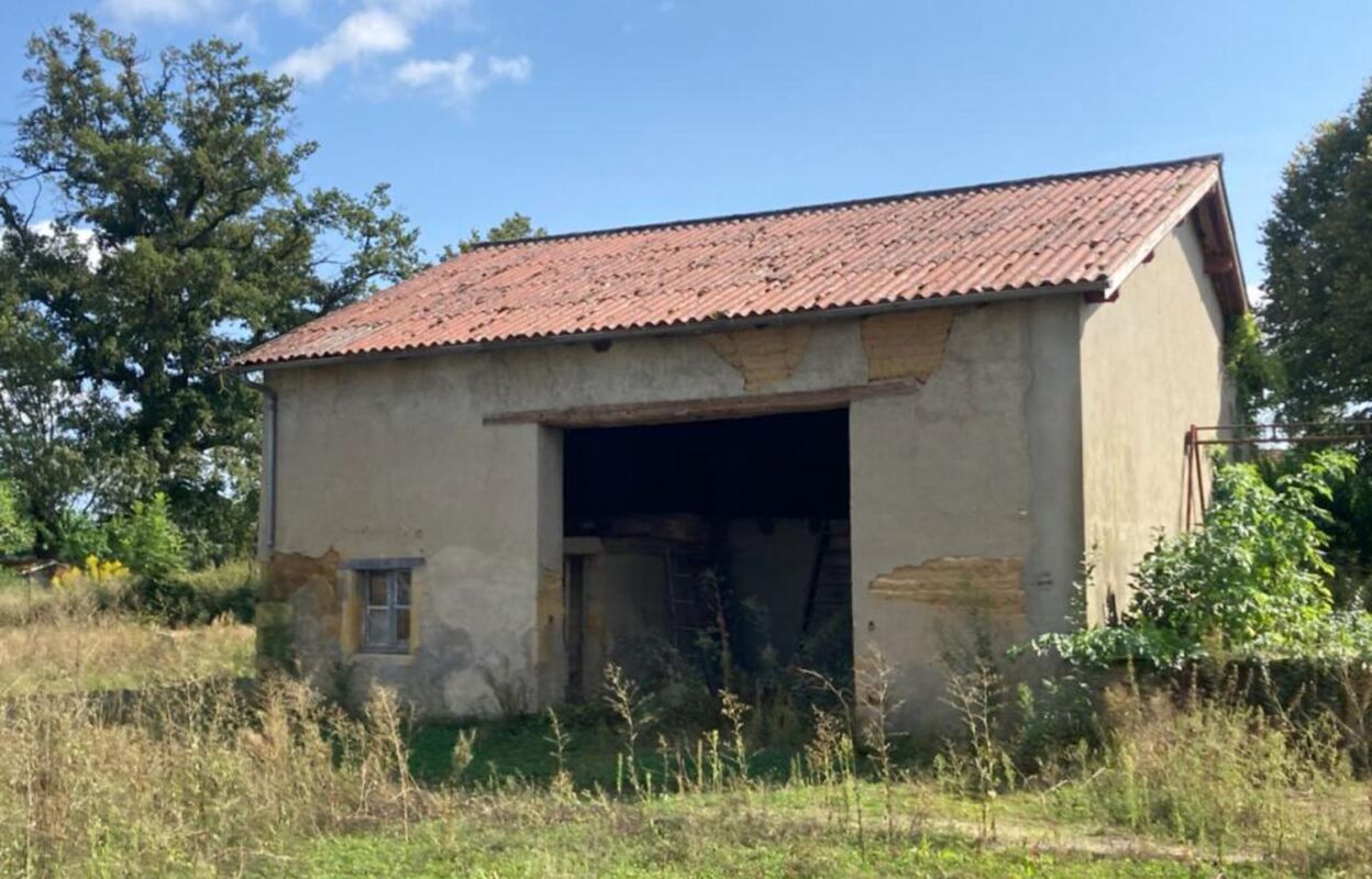 local industriel  pièces  m2 à vendre à Charlieu (42190)