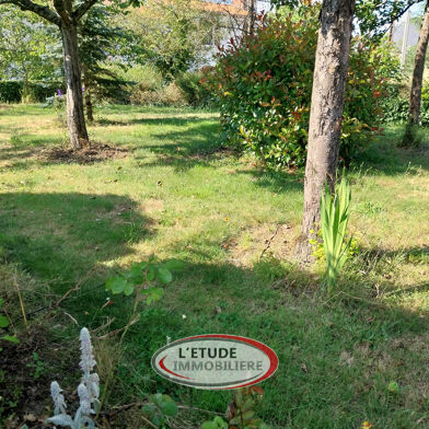 Terrain 270 m²