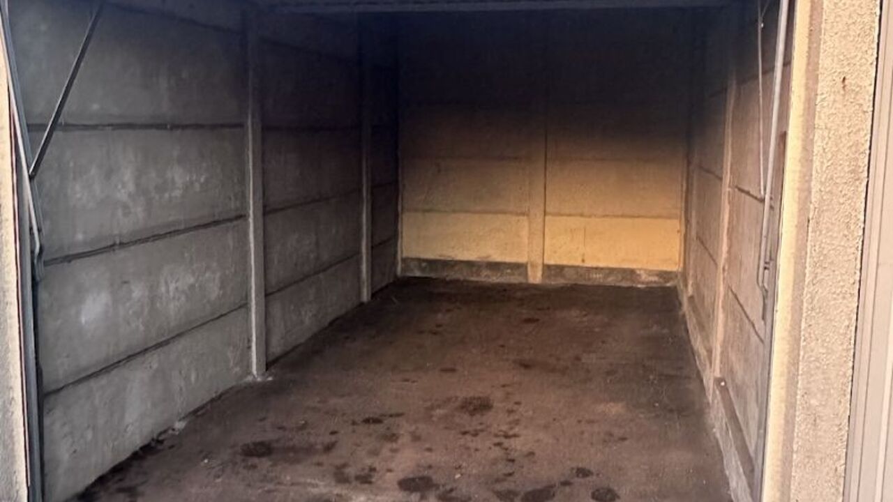 garage  pièces 23 m2 à vendre à Le Cateau-Cambrésis (59360)