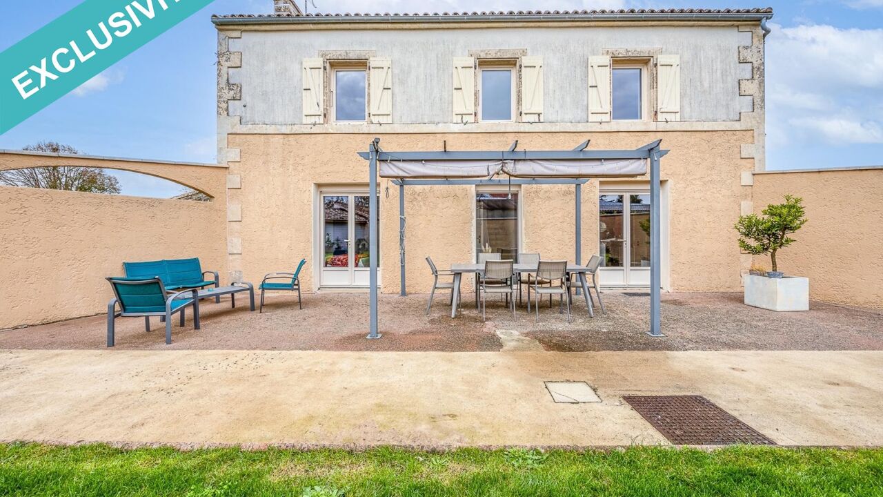 maison 6 pièces 230 m2 à vendre à Niort (79000)