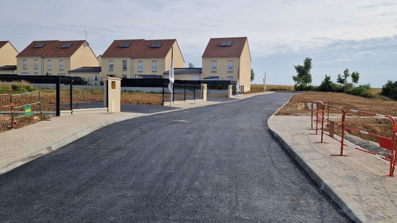 terrain 651 m2 à construire à Saint-Georges-sur-Eure (28190)