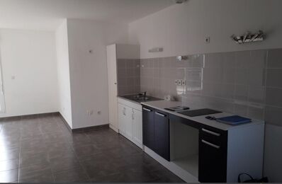 location appartement 670 € CC /mois à proximité de Saint-Parres-Lès-Vaudes (10260)