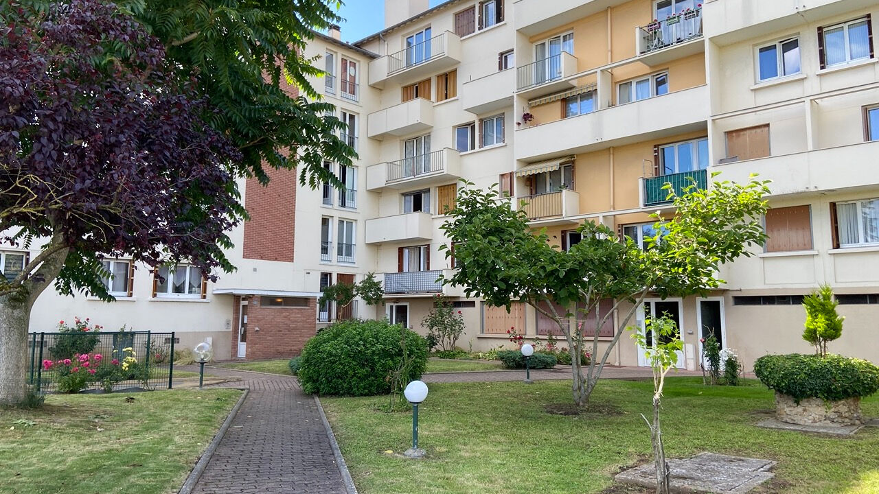 appartement 3 pièces 61 m2 à vendre à Arpajon (91290)