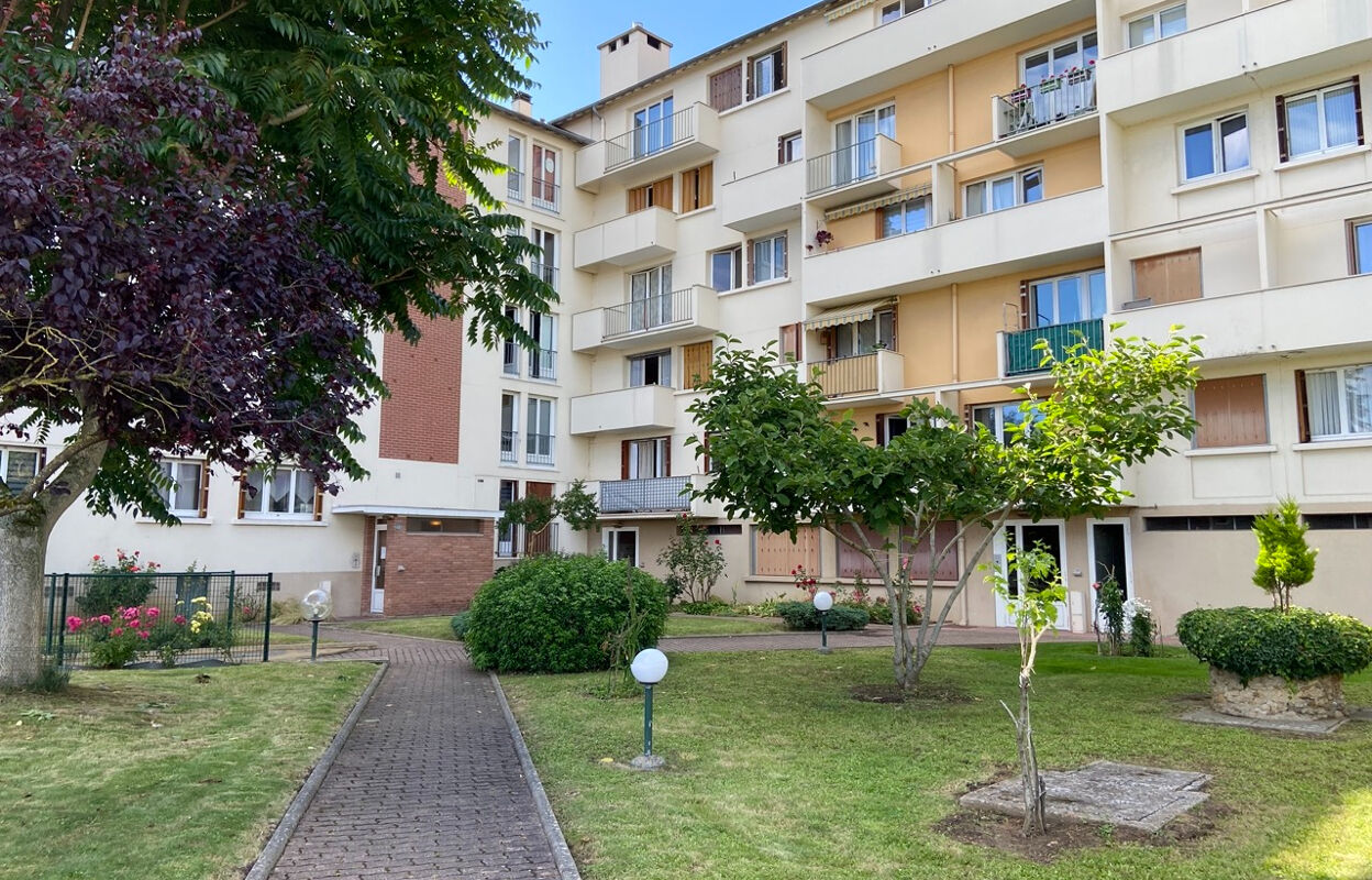 appartement 3 pièces 61 m2 à vendre à Arpajon (91290)