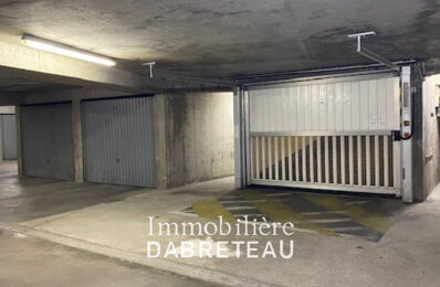 garage  pièces  m2 à vendre à Lyon 8 (69008)