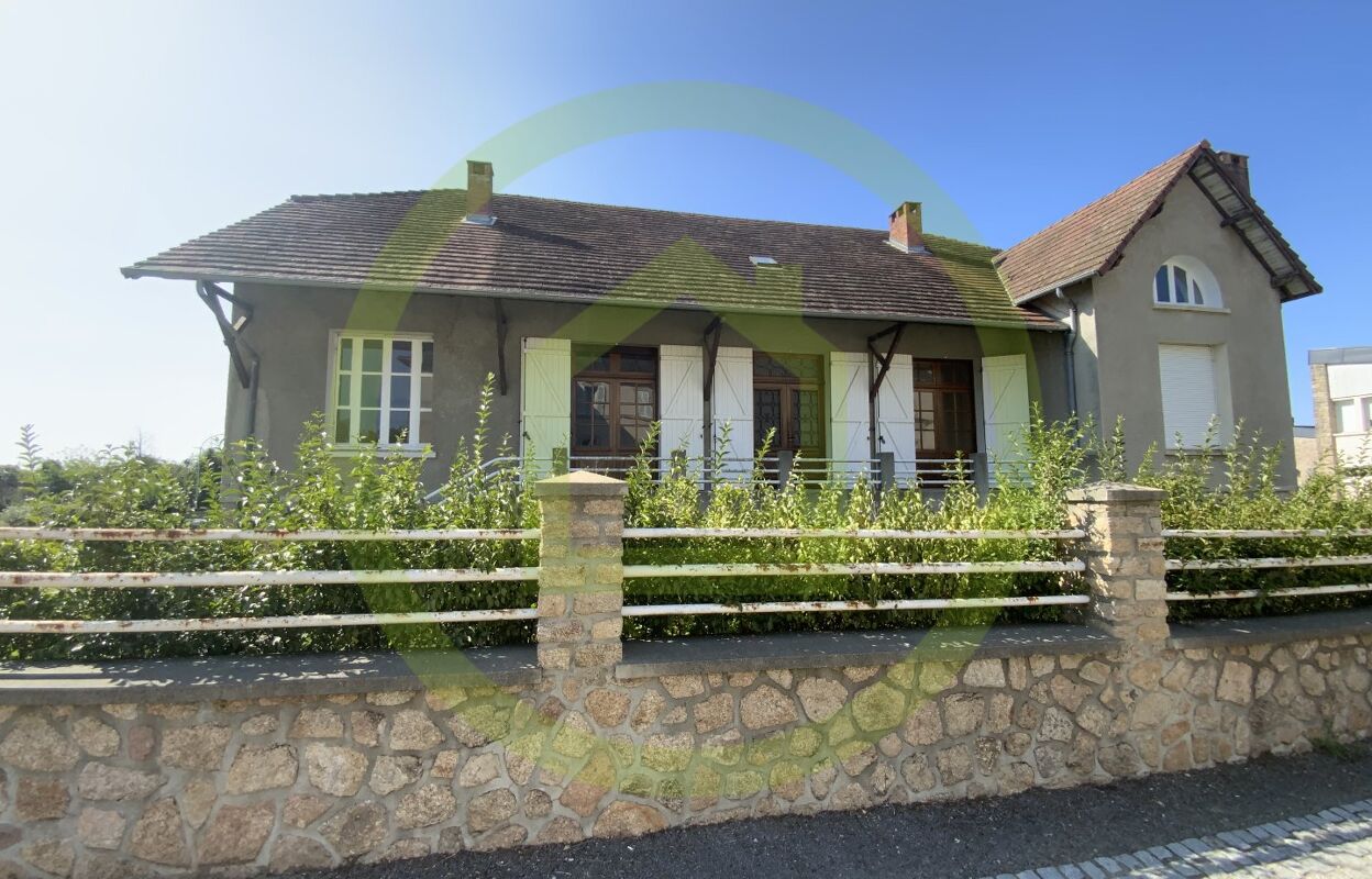 maison 11 pièces 274 m2 à vendre à Bonnat (23220)