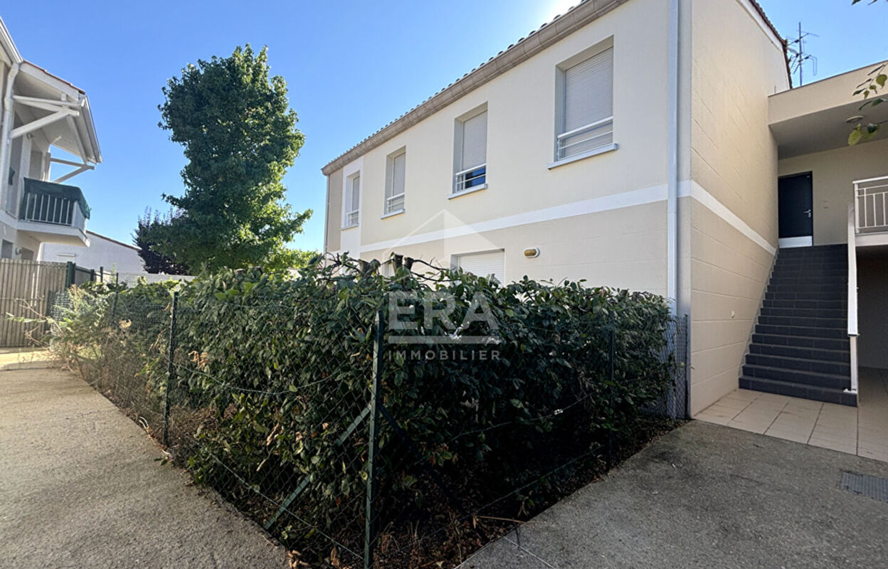 appartement 2 pièces 43 m2 à vendre à Val de Virvée (33240)