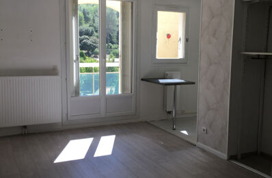 location appartement 620 € CC /mois à proximité de Marseille 11 (13011)