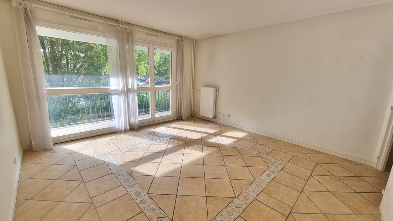 appartement 3 pièces 64 m2 à vendre à Brunoy (91800)