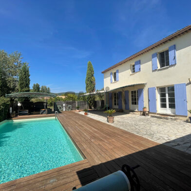 Maison 6 pièces 160 m²