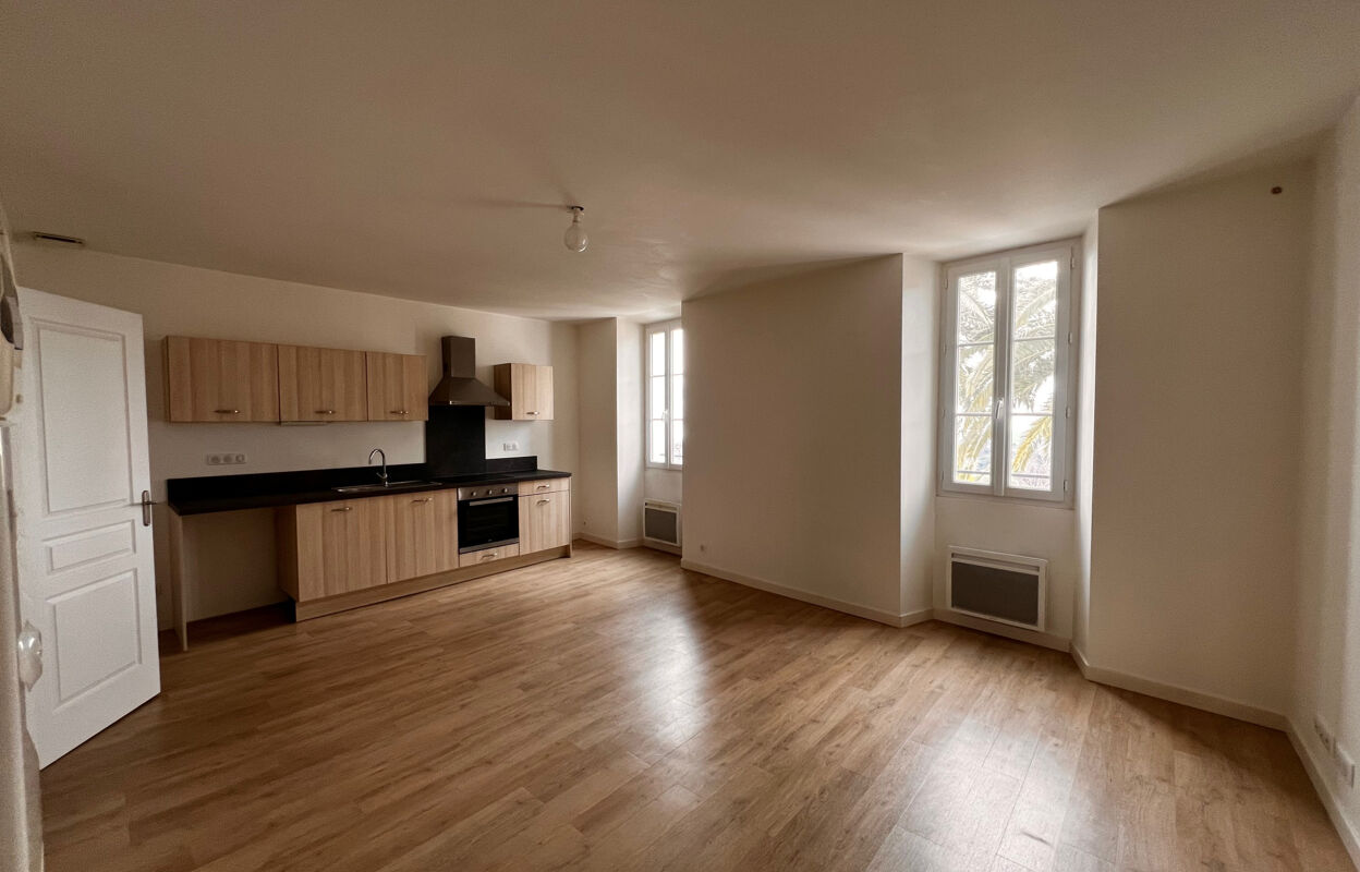 appartement 2 pièces 36 m2 à louer à Saint-Jeannet (06640)