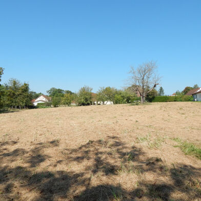 Terrain 2300 m²