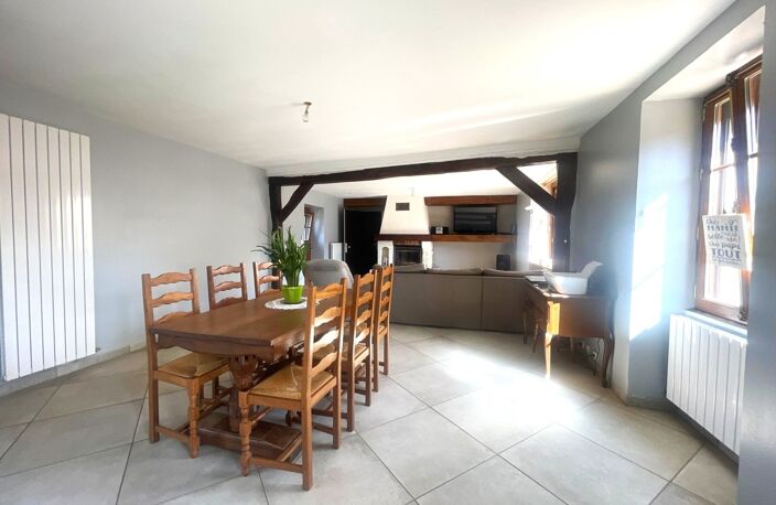 Maison en pierre 10 pièces, dépendances et jardin — photo 4