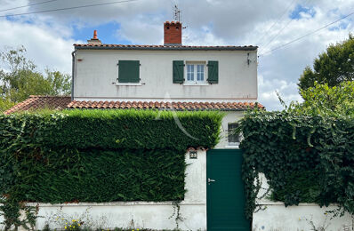 vente maison 318 725 € à proximité de Tonnay-Charente (17430)