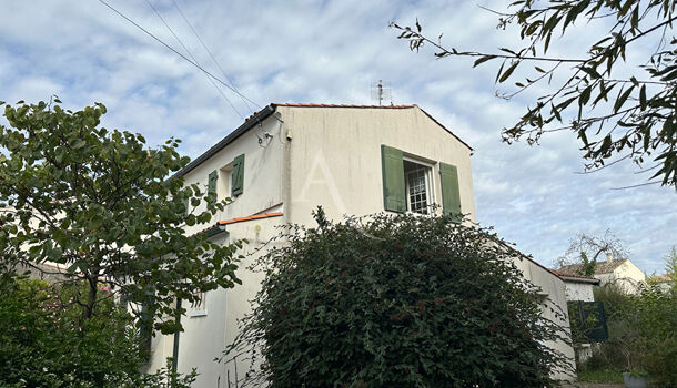 Villa / Maison 4 pièces  à vendre Rochefort 17300