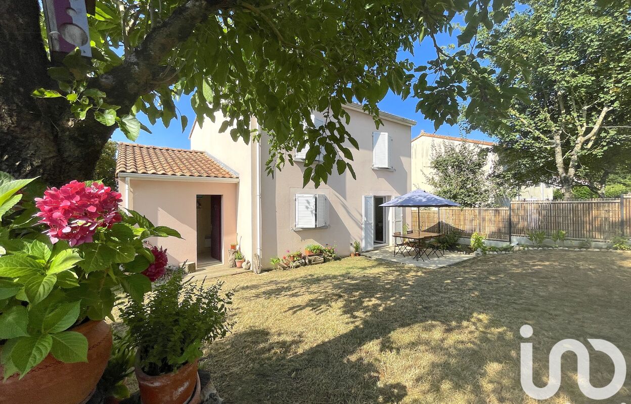 maison 4 pièces 90 m2 à vendre à La Roche-sur-Yon (85000)