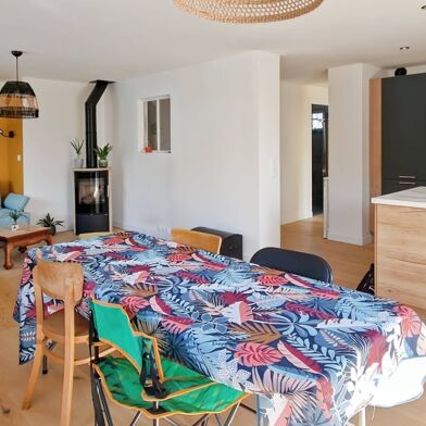 Appartement 4 pièces 319900 €