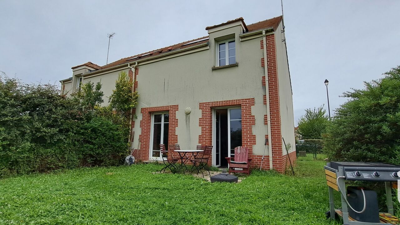 maison 4 pièces 83 m2 à vendre à Chaumont-en-Vexin (60240)