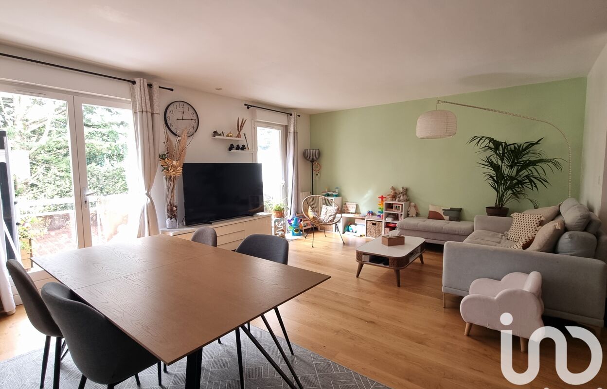 appartement 3 pièces 76 m2 à vendre à Ozoir-la-Ferrière (77330)