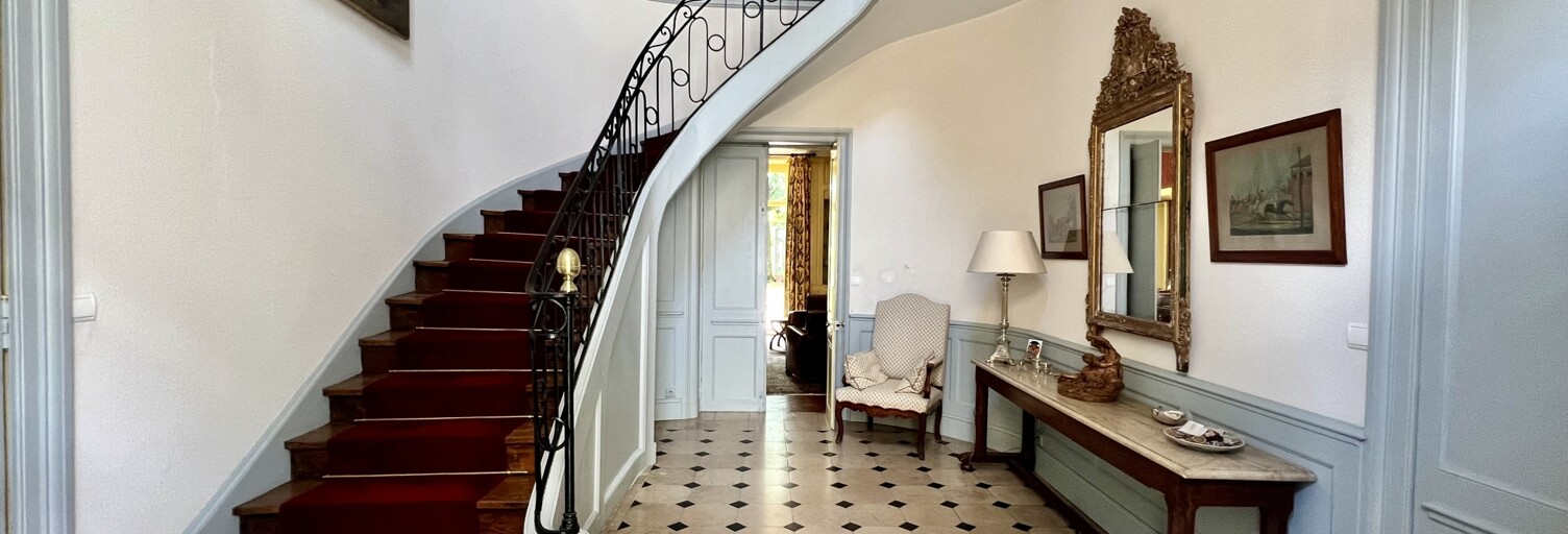 Maison 15 Pièces 444 m² à vendre à Cognac (16100)