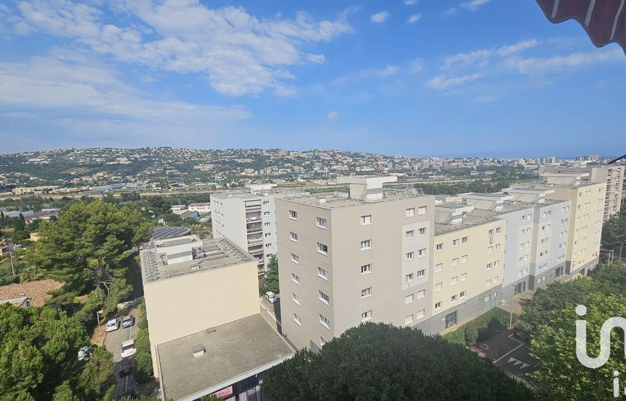 appartement 3 pièces 76 m2 à vendre à Saint-Laurent-du-Var (06700)