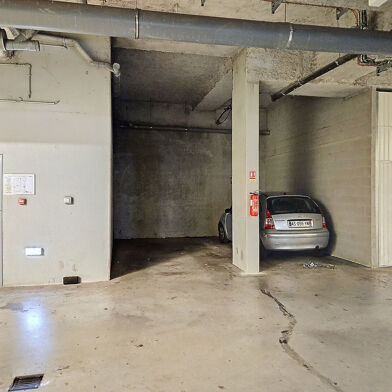 Parking 17 m²