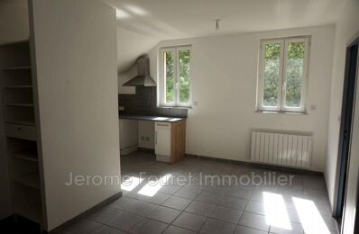 location appartement 430 € CC /mois à proximité de Rosiers-d'Égletons (19300)