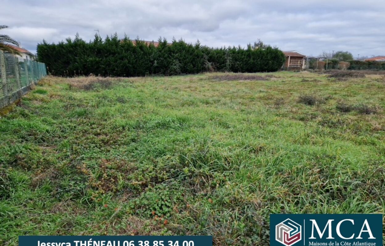 terrain  pièces 600 m2 à vendre à Hinx (40180)