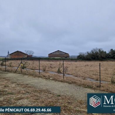 Terrain 677 m²