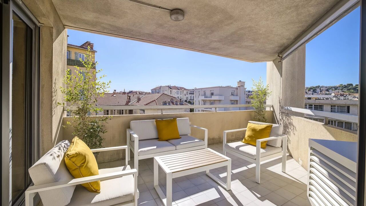 appartement 5 pièces 94 m2 à vendre à Nice (06300)