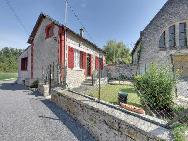 Maison ancienne de plain pied proche vailly sur aisne — photo du bien