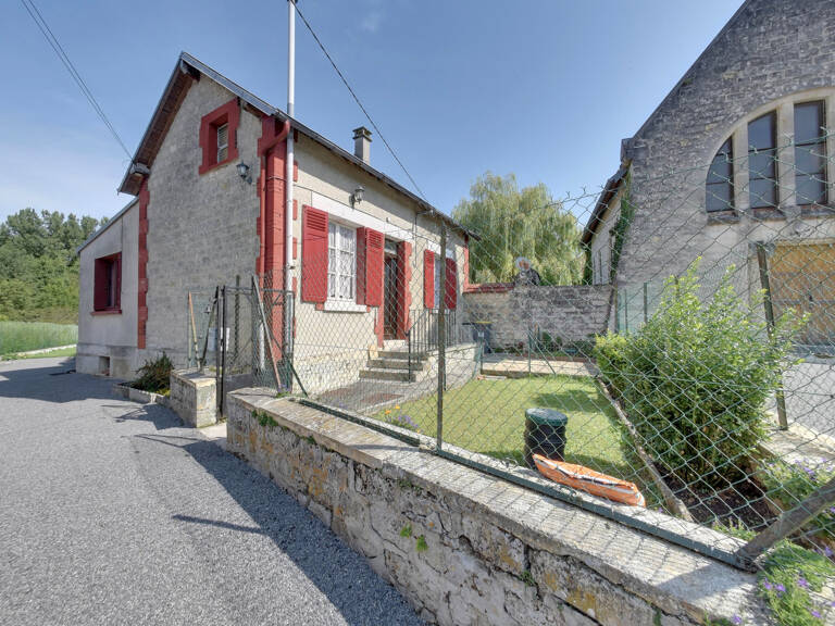 Maison ancienne de plain pied proche vailly sur aisne — photo 1