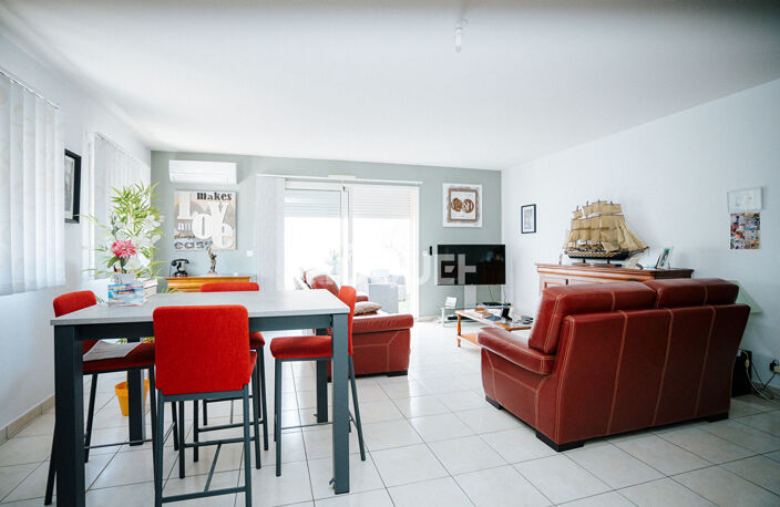 Maison sans vis à vis avec terrasse et garage - Bages — photo 2